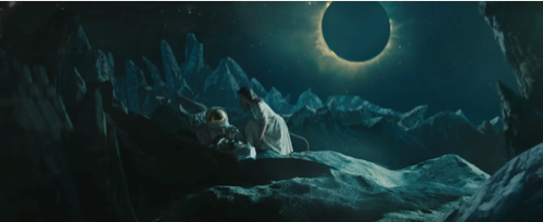 Still frame 14 from David Bowie - Blackstar (2015)