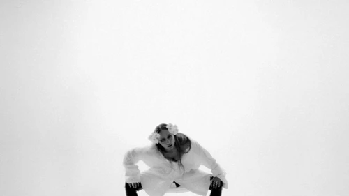 Still frame 17 from DONBASGRL - Zhyva (2025) directed by Manuel Schamberger