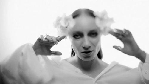 Still frame 18 from DONBASGRL - Zhyva (2025) directed by Manuel Schamberger