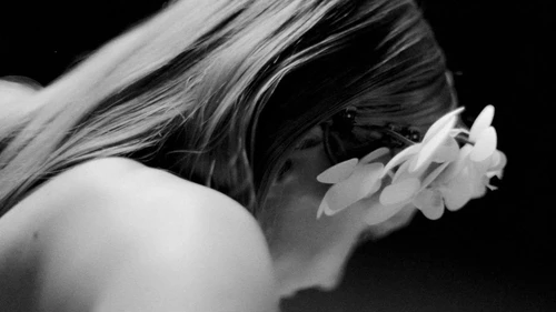 Still frame 3 from DONBASGRL - Zhyva (2025) directed by Manuel Schamberger