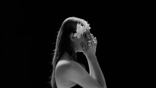 Still frame 4 from DONBASGRL - Zhyva (2025) directed by Manuel Schamberger