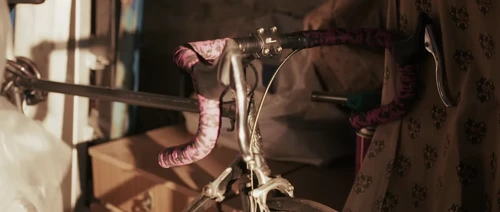 Still frame 44 from Electrobirds - Lystivky (2025) directed by Mary Norets