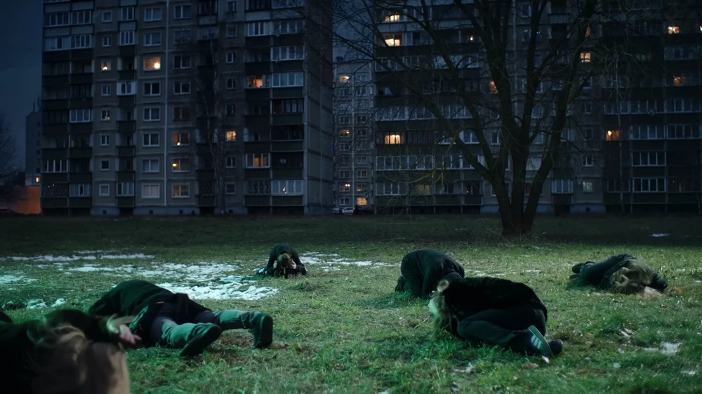 Still frame 59 from IC3PEAK — Gde Moy Dom? (2025) directed by Anastasia Kreslina, Nikolay Kostylev