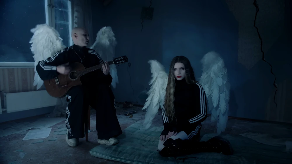 Still frame 69 from IC3PEAK — Gde Moy Dom? (2025) directed by Anastasia Kreslina, Nikolay Kostylev