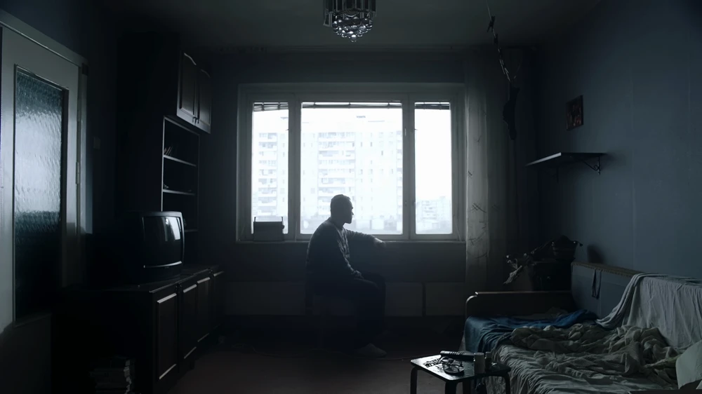 Still frame 6 from IC3PEAK — Gde Moy Dom? (2025) directed by Anastasia Kreslina, Nikolay Kostylev