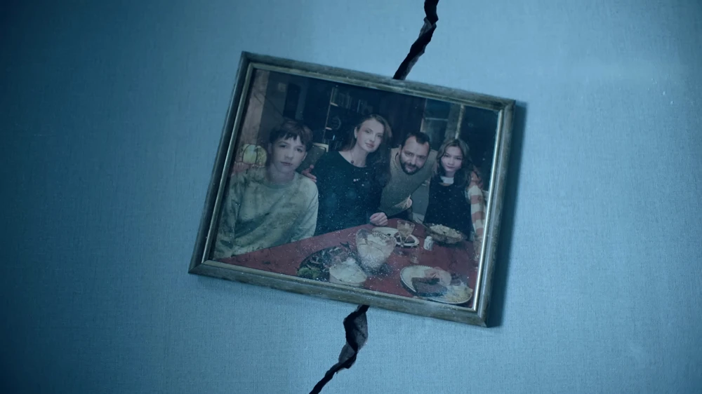 Still frame 70 from IC3PEAK — Gde Moy Dom? (2025) directed by Anastasia Kreslina, Nikolay Kostylev
