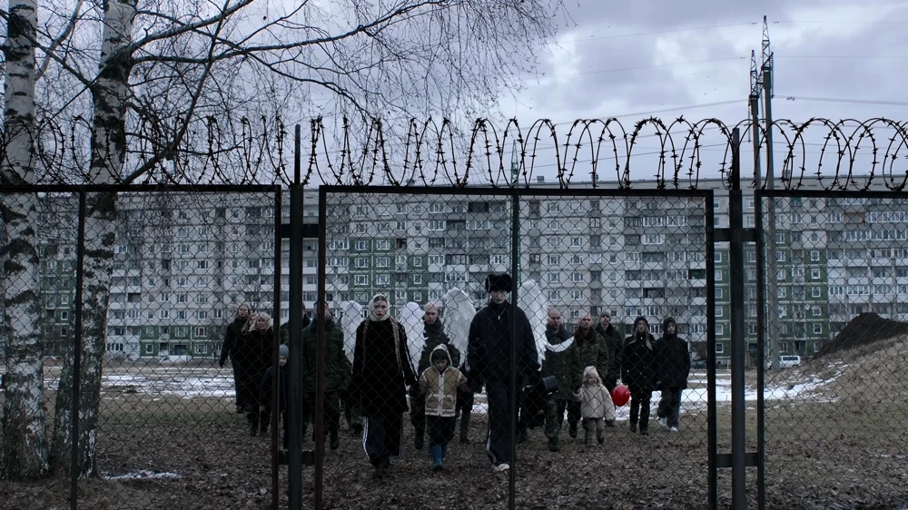 Still frame 76 from IC3PEAK — Gde Moy Dom? (2025) directed by Anastasia Kreslina, Nikolay Kostylev