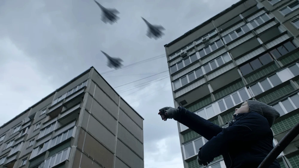 Still frame 13 from IC3PEAK — Gde Moy Dom? (2025) directed by Anastasia Kreslina, Nikolay Kostylev
