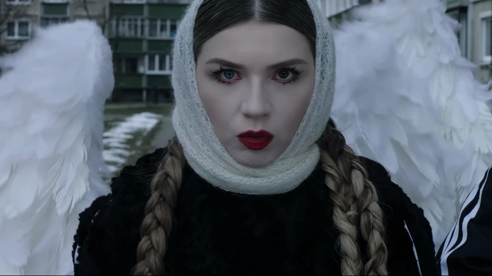 Still frame 14 from IC3PEAK — Gde Moy Dom? (2025) directed by Anastasia Kreslina, Nikolay Kostylev