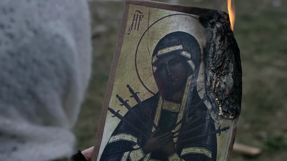 Still frame 20 from IC3PEAK — Gde Moy Dom? (2025) directed by Anastasia Kreslina, Nikolay Kostylev