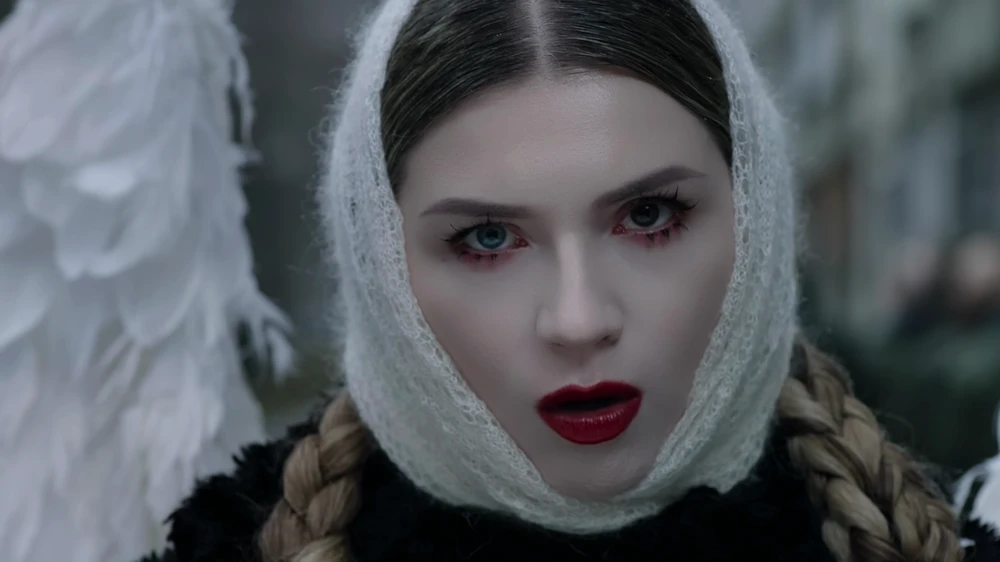 Still frame 24 from IC3PEAK — Gde Moy Dom? (2025) directed by Anastasia Kreslina, Nikolay Kostylev