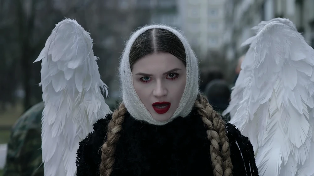 Still frame 25 from IC3PEAK — Gde Moy Dom? (2025) directed by Anastasia Kreslina, Nikolay Kostylev