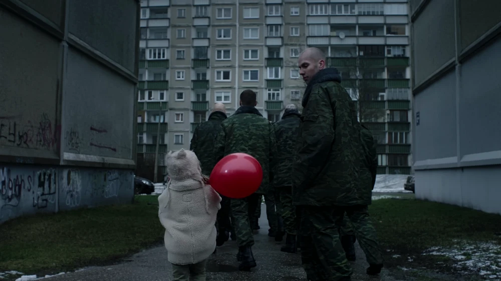 Still frame 26 from IC3PEAK — Gde Moy Dom? (2025) directed by Anastasia Kreslina, Nikolay Kostylev