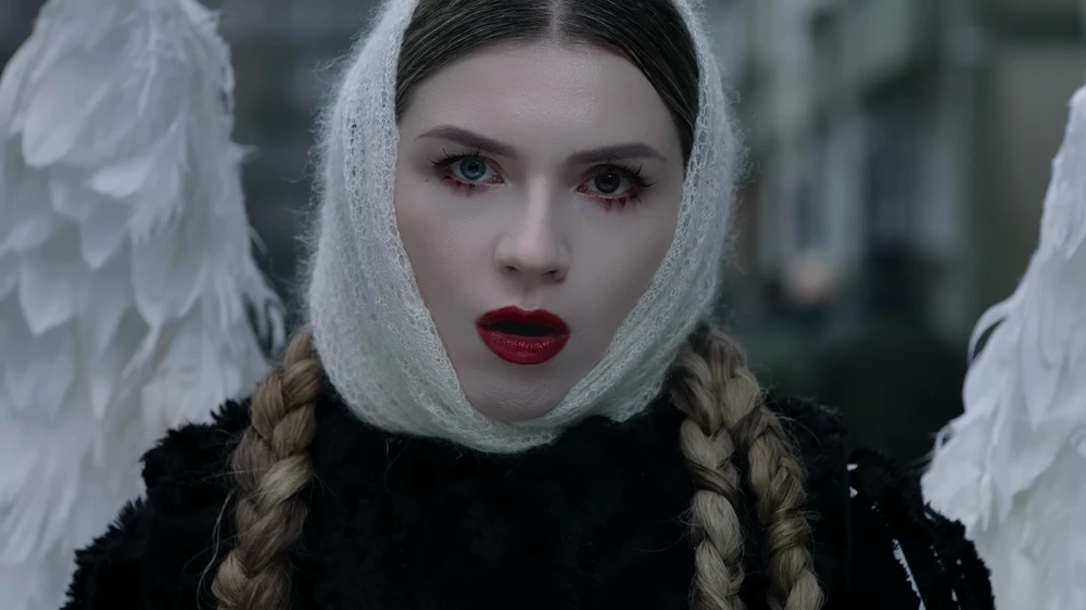Still frame 29 from IC3PEAK — Gde Moy Dom? (2025) directed by Anastasia Kreslina, Nikolay Kostylev