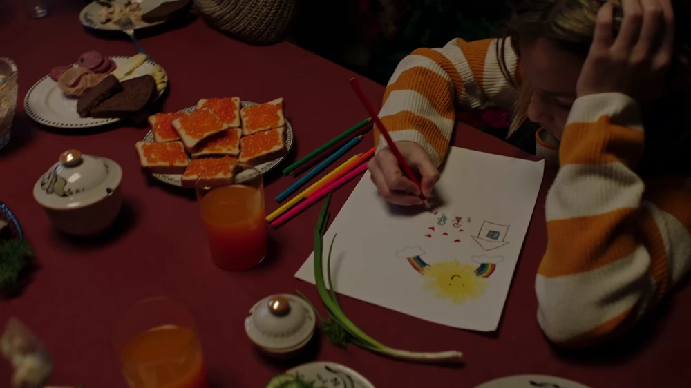 Still frame 42 from IC3PEAK — Gde Moy Dom? (2025) directed by Anastasia Kreslina, Nikolay Kostylev
