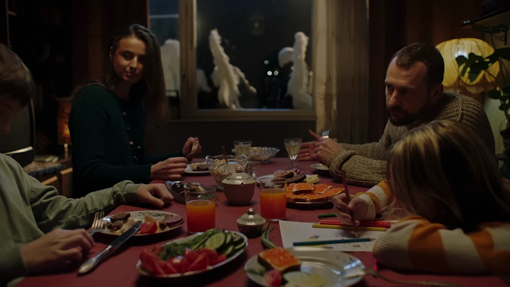 Still frame 43 from IC3PEAK — Gde Moy Dom? (2025) directed by Anastasia Kreslina, Nikolay Kostylev