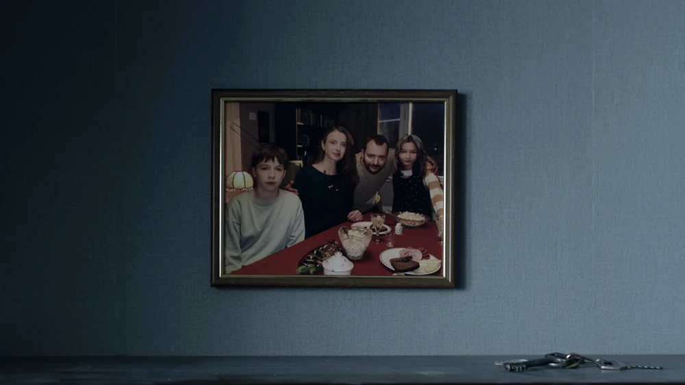 Still frame 4 from IC3PEAK — Gde Moy Dom? (2025) directed by Anastasia Kreslina, Nikolay Kostylev