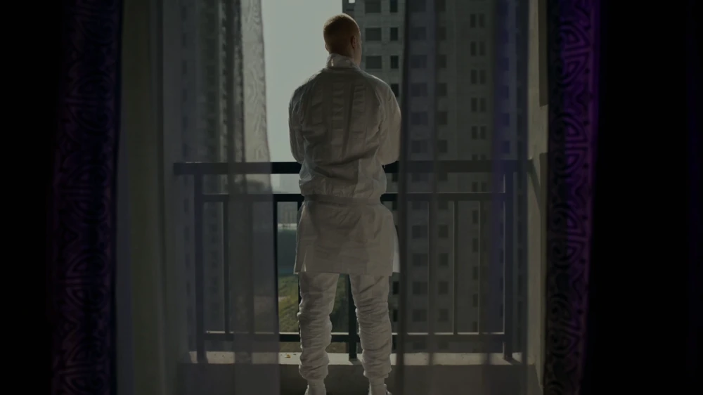 Still frame 5 from Jamie xx - Gosh (2016) directed by Romain Gavras