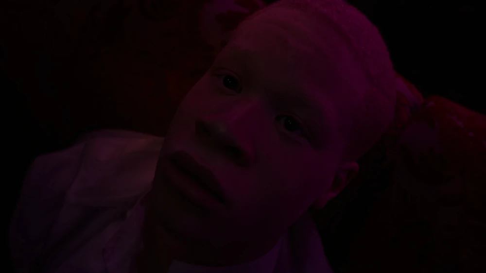 Still frame 1 from Jamie xx - Gosh (2016) directed by Romain Gavras