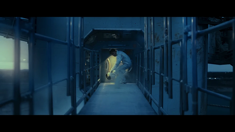 Still frame 26 from Joji - Gimme Love (2020) directed by George Miller, Andrew Donoho