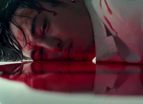 Joji - SLOW DANCING IN THE DARK