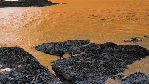 Still frame 79 from King Gizzard & The Lizard Wizard - Theia / The Silver Cord / Set (2023) directed by Jason Galea