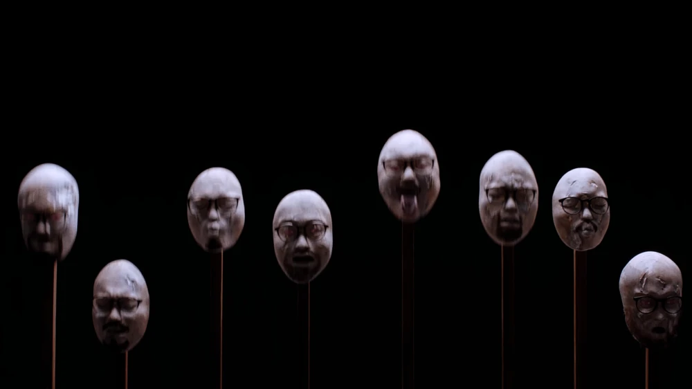 Still frame 110 from King Gnu - SPECIALZ (2023) directed by O S R I N