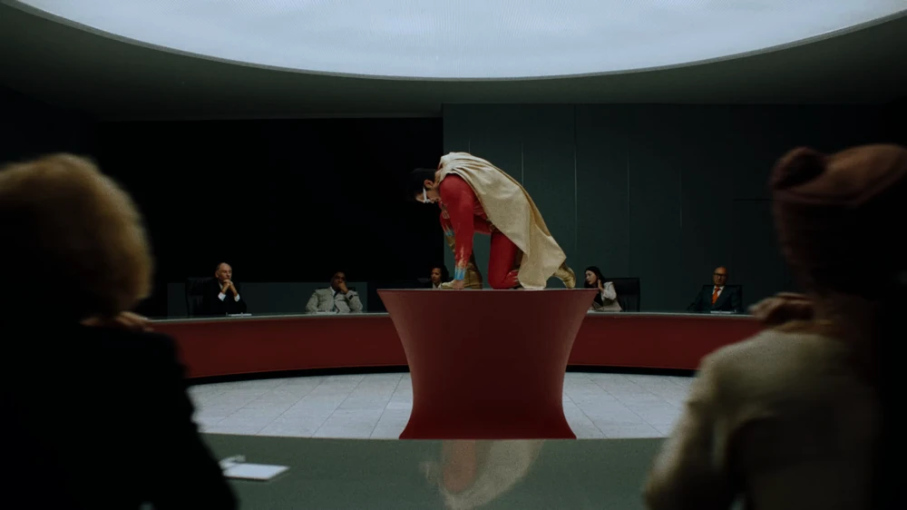 Still frame 1 from King Gnu - SPECIALZ (2023) directed by O S R I N