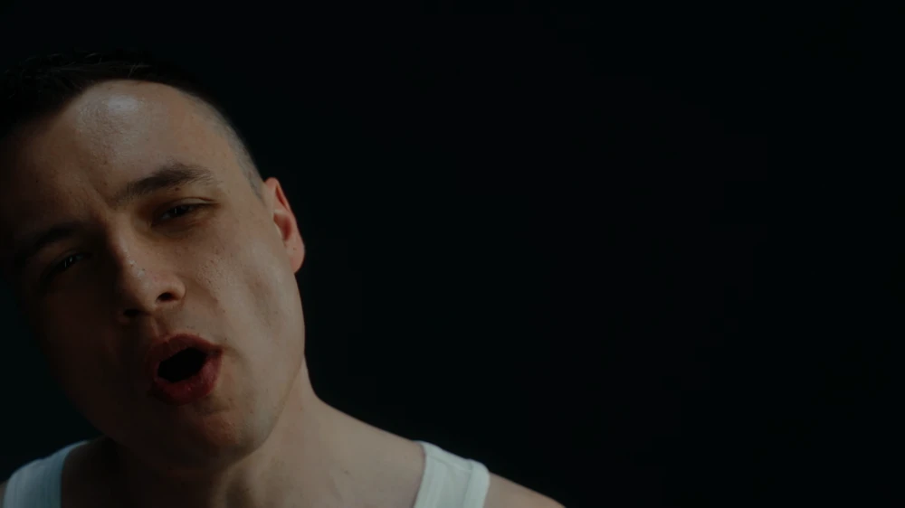 Still frame 8 from KRYLATA & Gorim! - Kardio-lyubov (2026) directed by Dima Gabbanin
