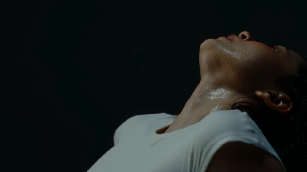 Still frame 14 from KRYLATA & Gorim! - Kardio-lyubov (2026) directed by Dima Gabbanin
