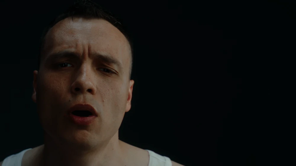 Still frame 2 from KRYLATA & Gorim! - Kardio-lyubov (2026) directed by Dima Gabbanin