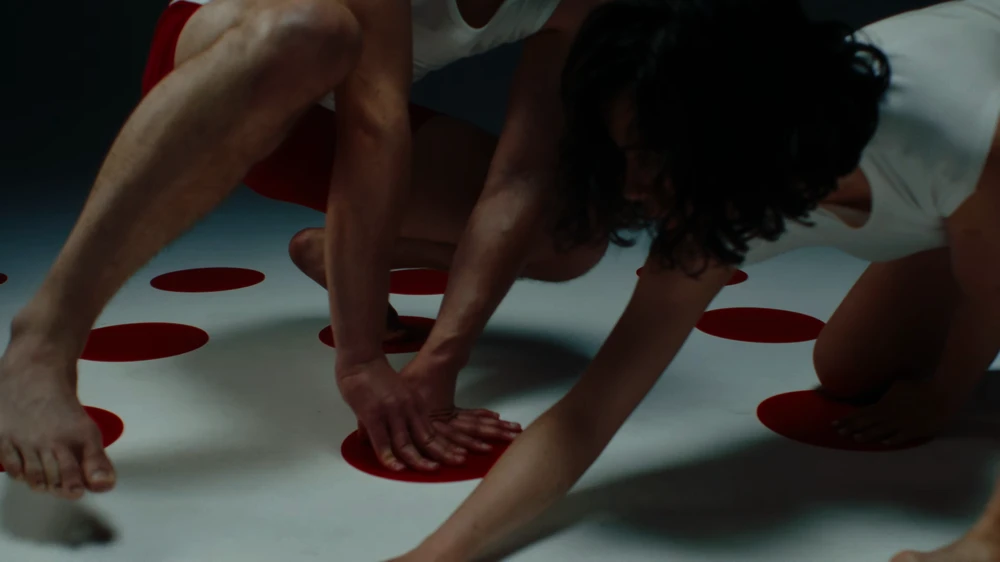 Still frame 26 from KRYLATA & Gorim! - Kardio-lyubov (2026) directed by Dima Gabbanin