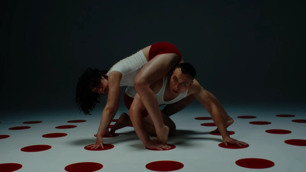 Still frame 32 from KRYLATA & Gorim! - Kardio-lyubov (2026) directed by Dima Gabbanin