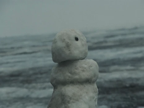 KUN - Colder (2026) - Music Video Frames