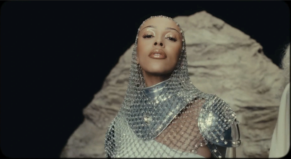 Still frame 56 from LISA - BORN AGAIN feat. Doja Cat & RAYE (2025) directed by Bardia Zeinali