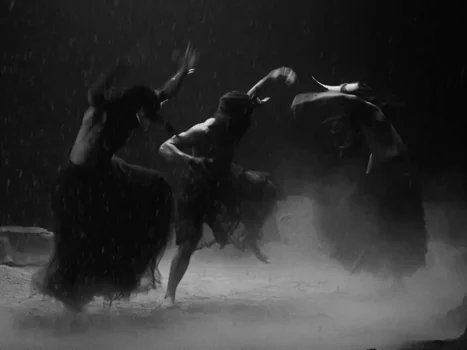 Still frame 38 from Little Simz - Flood (2025) directed by Salomon Ligthelm