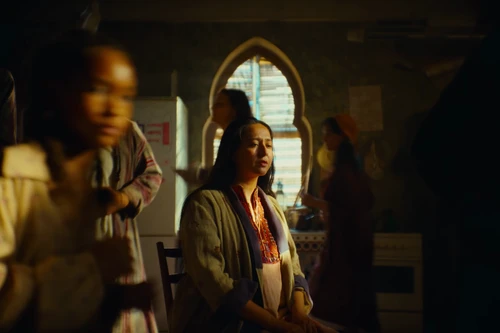Still frame 9 from MANIZHA - GUN (2024) directed by Lado Kvataniya