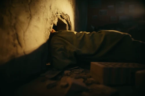 Still frame 43 from MANIZHA - GUN (2024) directed by Lado Kvataniya