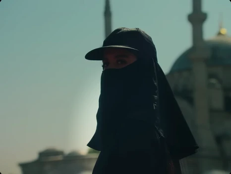 Still frame 13 from Marina Satti - YIATI POULI M (2022) directed by ALEXIS GÓMEZ
