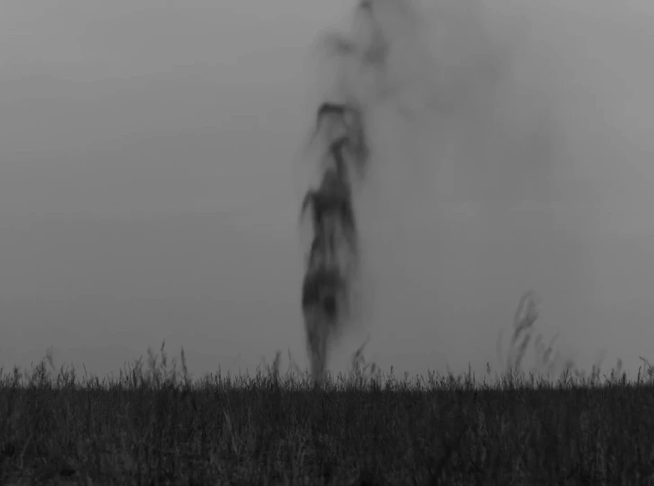 Still frame 8 from Maslo Chernogo Tmina - Nevedomy Mir (2020) directed by Aisultan Seitov