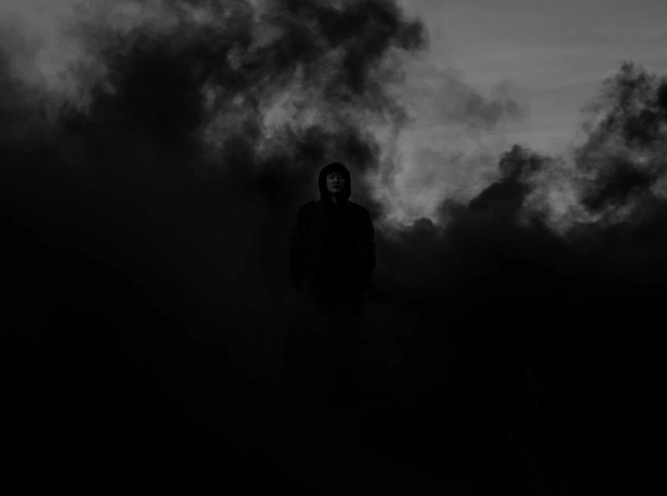 Still frame 12 from Maslo Chernogo Tmina - Nevedomy Mir (2020) directed by Aisultan Seitov