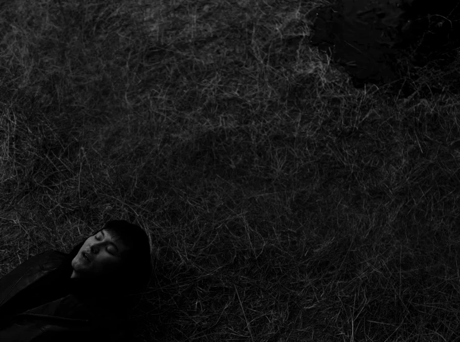 Still frame 16 from Maslo Chernogo Tmina - Nevedomy Mir (2020) directed by Aisultan Seitov