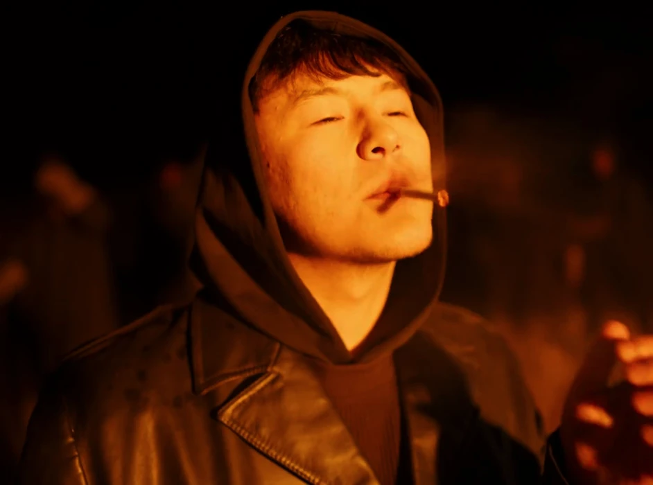 Still frame 30 from Maslo Chernogo Tmina - Nevedomy Mir (2020) directed by Aisultan Seitov