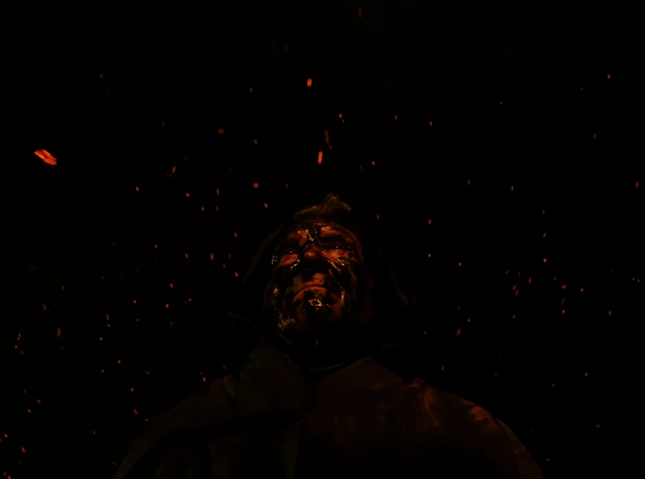 Still frame 36 from Maslo Chernogo Tmina - Nevedomy Mir (2020) directed by Aisultan Seitov