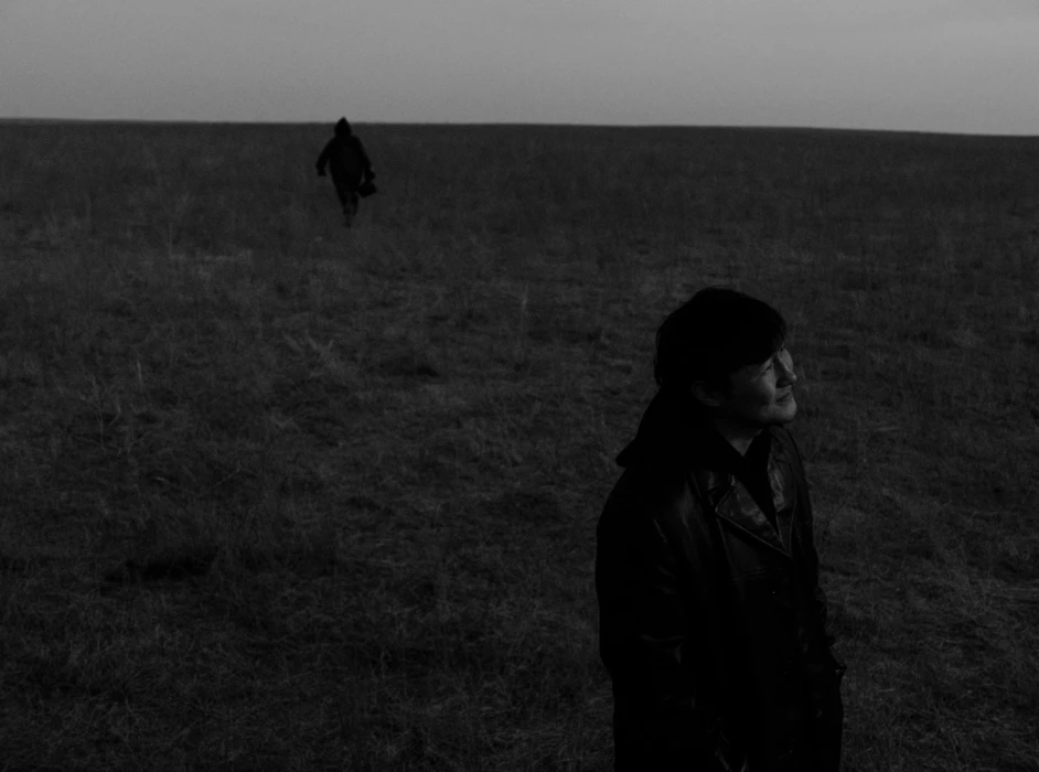 Still frame 45 from Maslo Chernogo Tmina - Nevedomy Mir (2020) directed by Aisultan Seitov