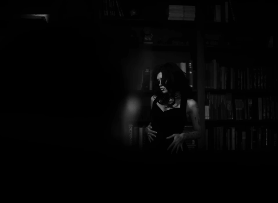 Still frame 9 from Nessa Barrett - Buffalo 66 (2026) directed by Claire Bishara 