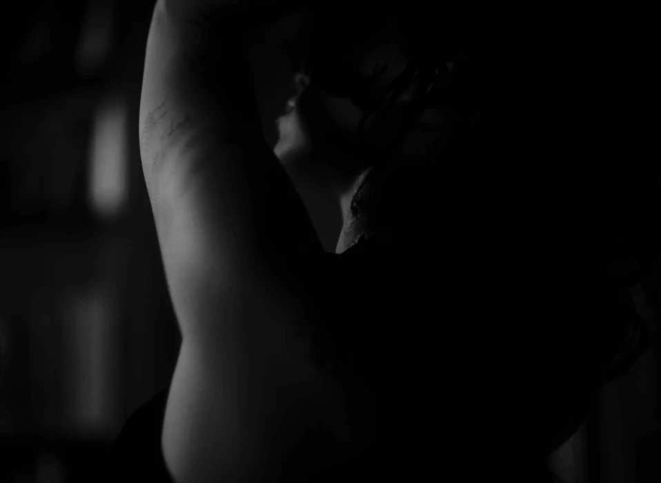 Still frame 11 from Nessa Barrett - Buffalo 66 (2026) directed by Claire Bishara 