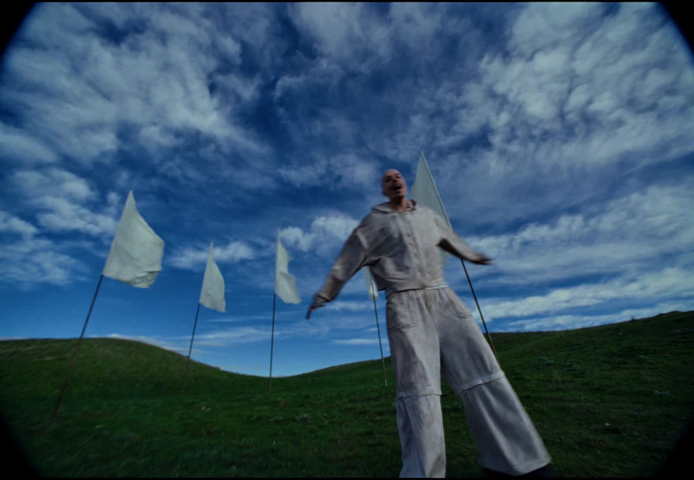Still frame 20 from ZEP - NO ENEMIES (2026) directed by Joachim Spruit, Robin Van Geemen, ZEP
