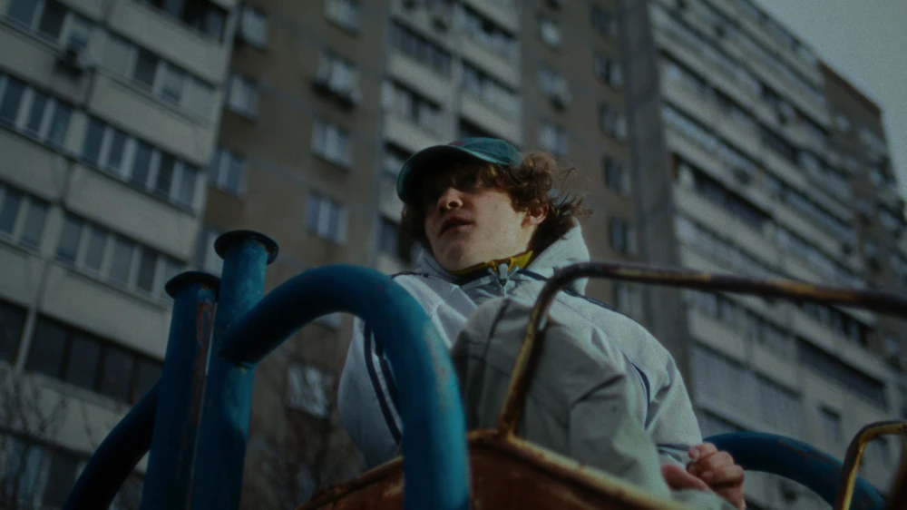 Still frame 5 from OTOY x KLER - На двох (2026) directed by Oleksandr Hirchenko