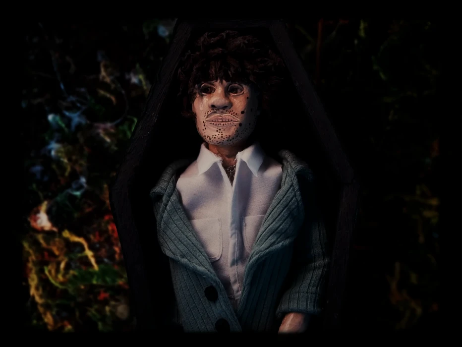 Still frame 17 from Roe Kapara - "The Dead Come Talking" (2023) directed by Raul Rosco Guerrero